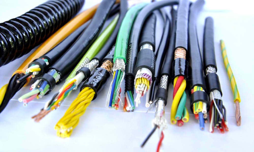 Varios cables apantallados